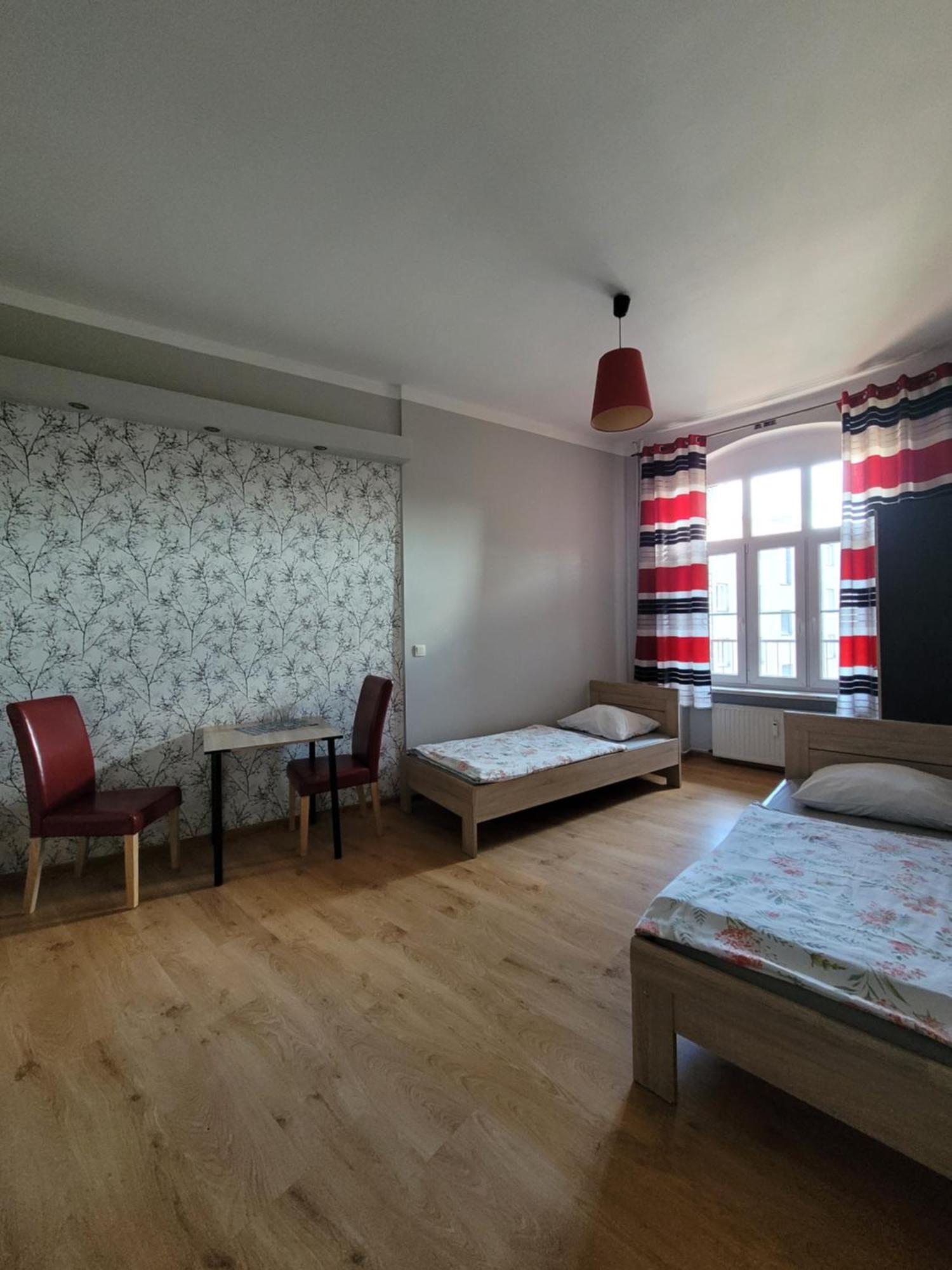 Pokoje Goscinne Nap Katowice Esterno foto